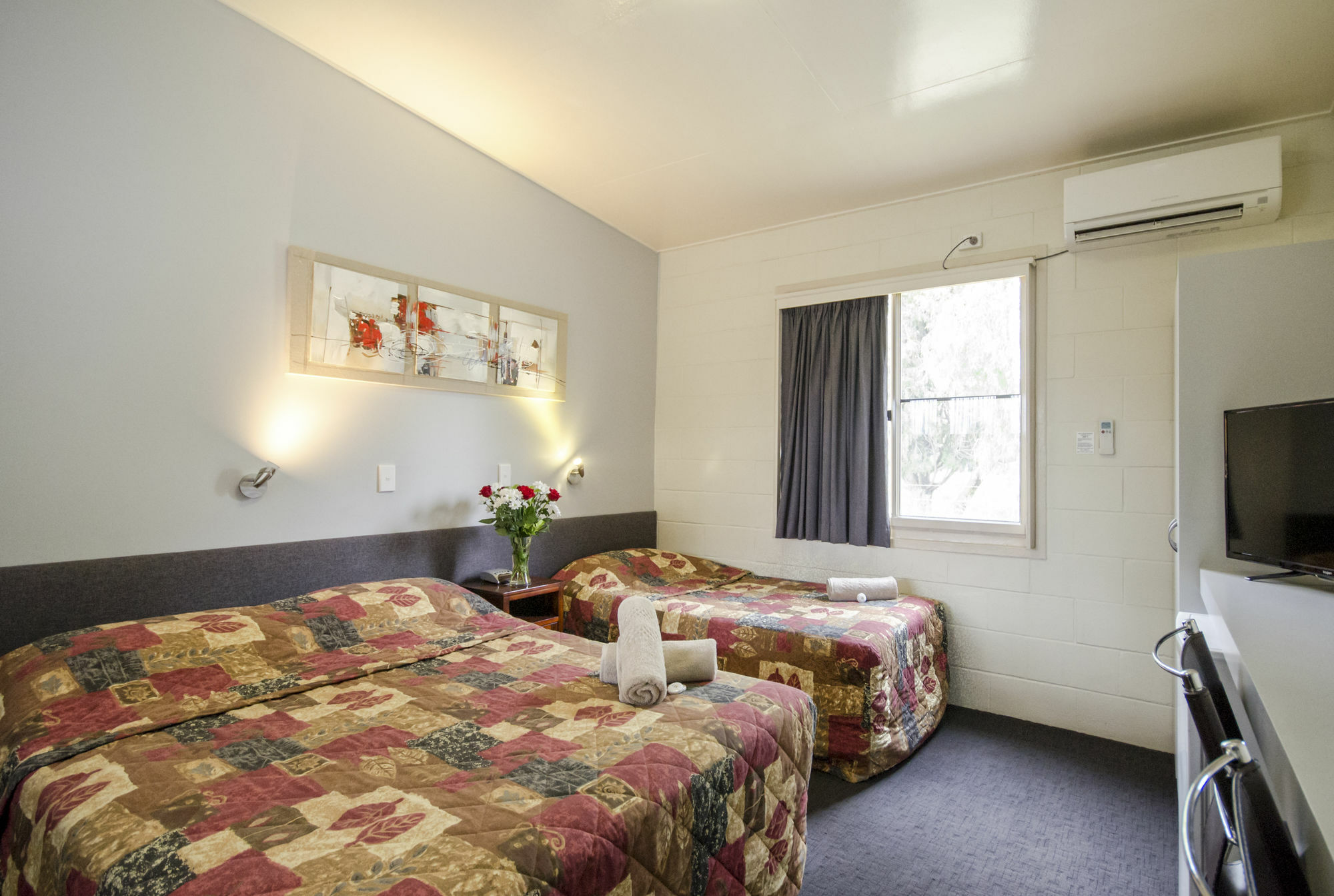 Countryman Motel